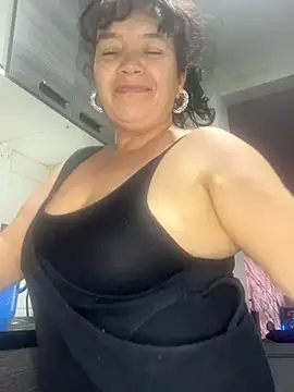 Snapshot of Sweeetness_Milf chatting on October 2025 07:25:01 PM Sweeetness Milf online show from October 2025 07:25:01 PM