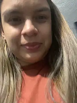 Nathaly00  online show from November 2025 02:22:01 AM