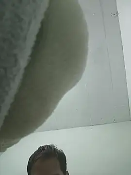 Snapshot of Luisf1267 chatting on February 2026 05:44:02 AM Luisf1267 online show from February 2026 05:44:02 AM