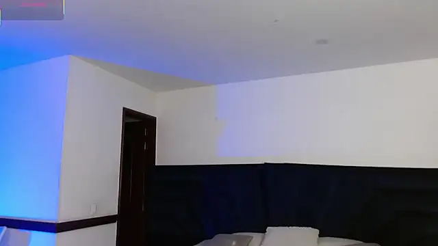 peyton golden1 online show from March 2026 03:36:01 AM