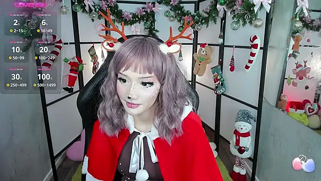 Snapshot of LilithLin chatting on December 2024 09:30:02 PM LilithLin online show from December 2024 09:30:02 PM