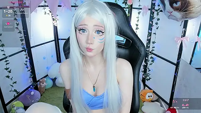 Snapshot of LilithLin chatting on October 2025 11:04:01 PM LilithLin online show from October 2025 11:04:01 PM