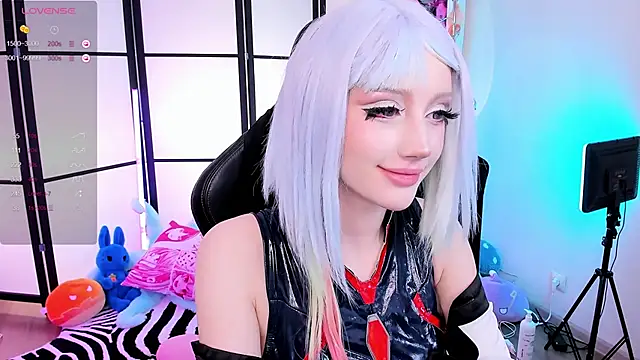 LilithLin online show from May 2026 07:11:01 PM