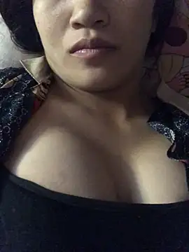 Snapshot of xotm chatting on December 2024 02:33:02 AM xotm online show from December 2024 02:33:02 AM