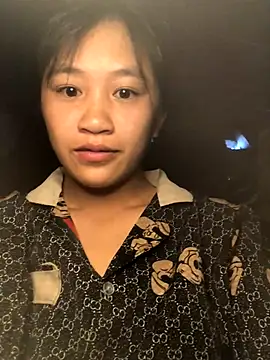 Snapshot of xotm chatting on October 2025 11:26:02 PM xotm online show from October 2025 11:26:02 PM