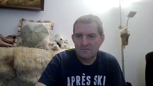 Lutzi1 online show from February 2025 07:27:02 PM