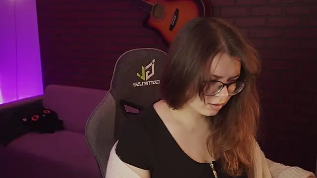 KeytSilvas online show from January 2025 05:48:02 AM