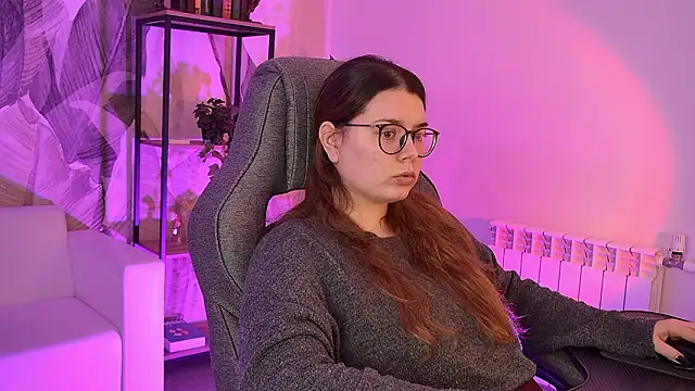 KeytSilvas online show from February 2026 12:20:01 PM