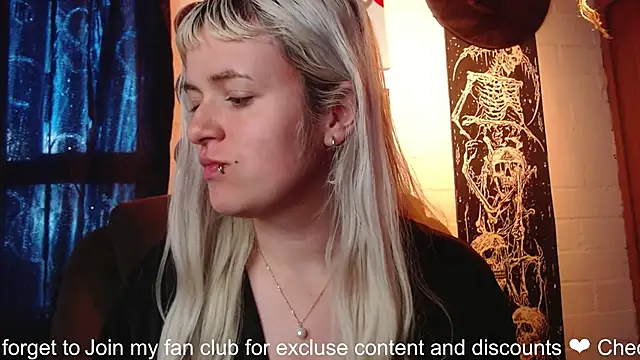 NEXT DOOR GIRL  online show from January 2025 12:22:02 PM