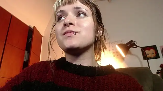 NEXT DOOR GIRL  online show from October 2025 11:03:02 PM