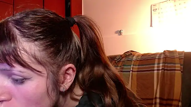 NEXT DOOR GIRL  online show from October 2025 11:38:01 PM