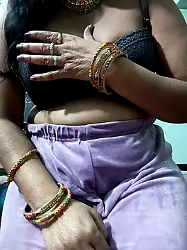 Snapshot of Savita_bhabhii chatting on January 2025 09:58:01 PM Savita bhabhii online show from January 2025 09:58:01 PM