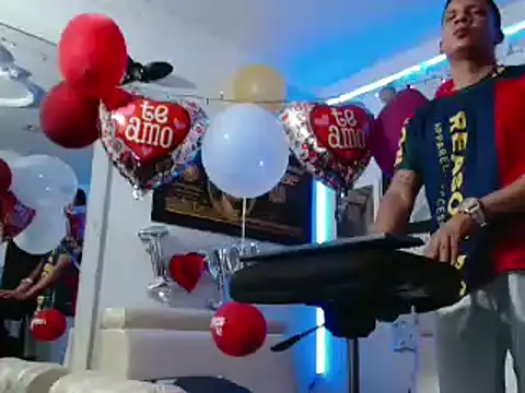 Snapshot of damiam_fiery chatting on February 2025 05:22:02 PM damiam fiery online show from February 2025 05:22:02 PM