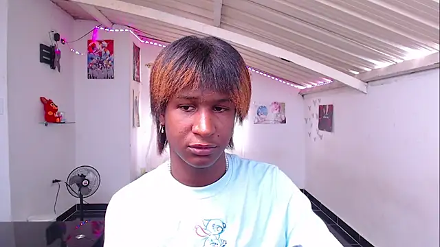 Angell Dustt  online show from February 2025 04:13:02 PM