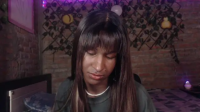 Snapshot of Angell_Dustt_ chatting on February 2026 03:05:02 AM Angell Dustt online show from February 2026 03:05:02 AM