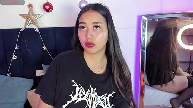 Viioletsky online show from December 2024 04:38:02 PM