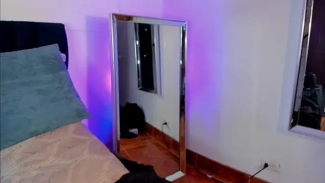 Viioletsky online show from January 2025 06:10:01 PM