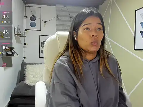 Enma  clark online show from November 2025 04:12:01 AM