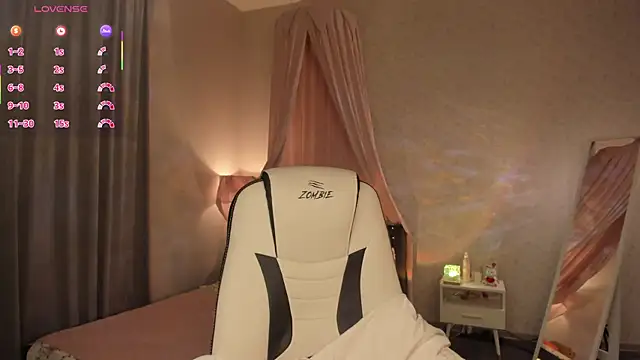 Vanessa Walters online show from November 2025 03:07:01 AM