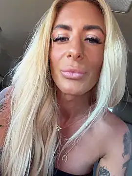 blondiluvsanal online show from May 2026 05:07:01 PM