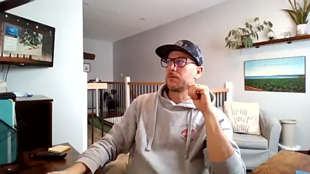 Bigdicktrav902 online show from February 2026 01:18:01 PM