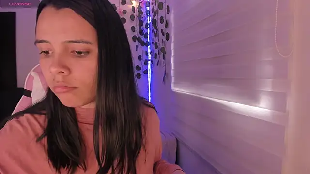 moonliiiight1 online show from December 2024 08:00:02 PM