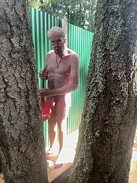 twist699 online show from April 2026 05:55:01 PM