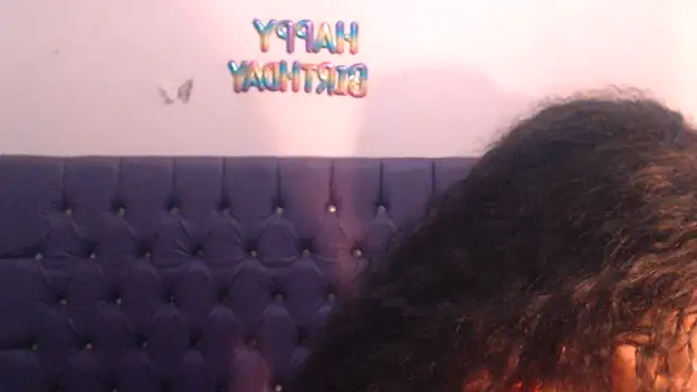 Queennwenn online show from November 2025 12:46:01 AM