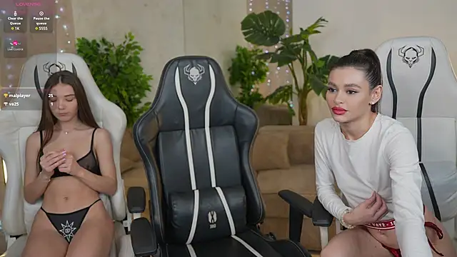 Snapshot of Gabriella054 chatting on February 2025 11:55:02 AM Gabriella054 online show from February 2025 11:55:02 AM