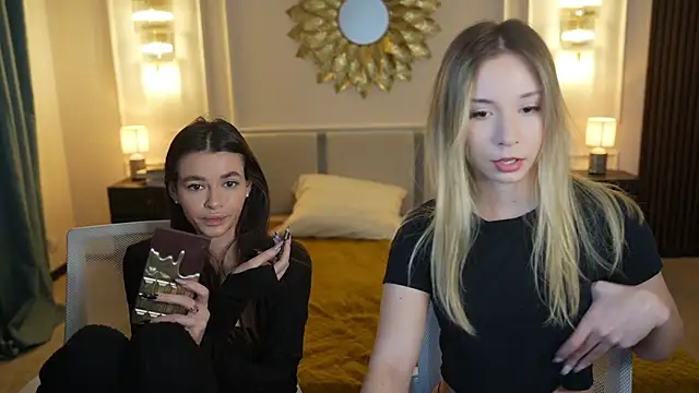 Snapshot of Gabriella054 chatting on March 2025 08:09:02 AM Gabriella054 online show from March 2025 08:09:02 AM