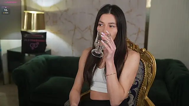 Snapshot of Gabriella054 chatting on April 2026 07:30:02 PM Gabriella054 online show from April 2026 07:30:02 PM