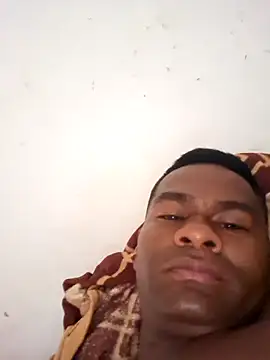 Snapshot of alexsadre chatting on December 2025 05:09:01 PM alexsadre online show from December 2025 05:09:01 PM