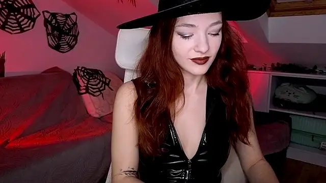 MiaRouge online show from October 2025 03:43:01 AM