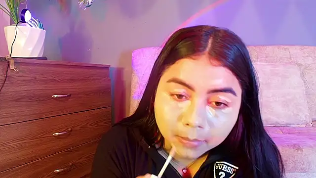 jade brunnette online show from July 2026 08:13:02 PM