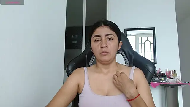 danna peterson1 online show from November 2025 03:07:02 PM