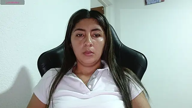 Snapshot of danna_peterson1 chatting on May 2026 12:05:02 AM danna peterson1 online show from May 2026 12:05:02 AM