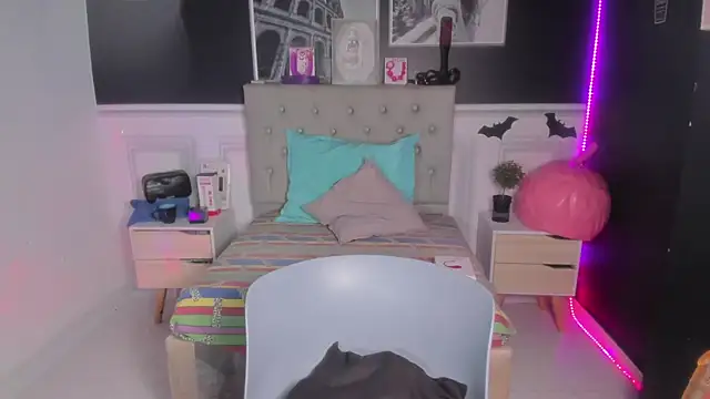 ariadna dawson7 online show from December 2025 03:52:01 PM