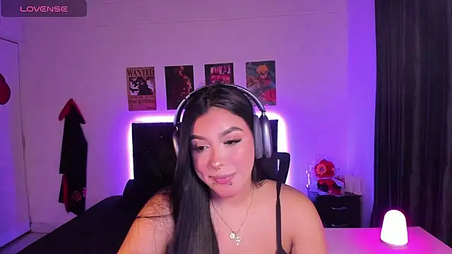 Snapshot of Mariana_Hasper_ chatting on November 2025 06:57:01 AM Mariana Hasper online show from November 2025 06:57:01 AM