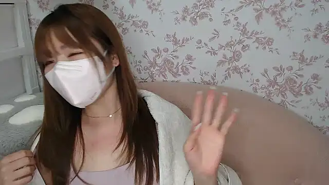 Snapshot of mei_hosina chatting on April 2026 02:45:02 PM mei hosina online show from April 2026 02:45:02 PM