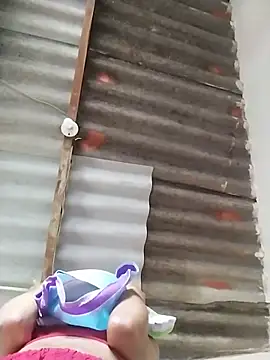 Snapshot of AlexaWarner chatting on November 2025 04:08:02 PM AlexaWarner online show from November 2025 04:08:02 PM