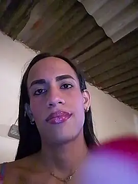 Snapshot of AlexaWarner chatting on November 2025 09:13:02 PM AlexaWarner online show from November 2025 09:13:02 PM