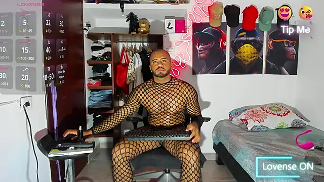 Hardboy latin online show from November 2025 01:59:02 AM