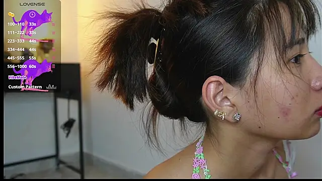 AlessiaVix online show from February 2025 05:04:02 PM