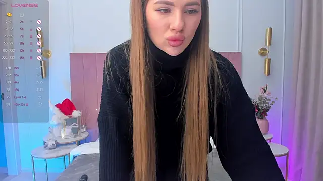 Snapshot of MilaVoxx chatting on December 2024 05:50:02 AM MilaVoxx online show from December 2024 05:50:02 AM