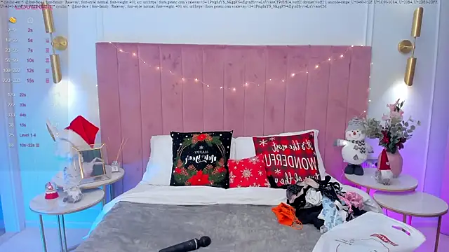 Snapshot of MilaVoxx chatting on December 2024 06:00:01 AM MilaVoxx online show from December 2024 06:00:01 AM