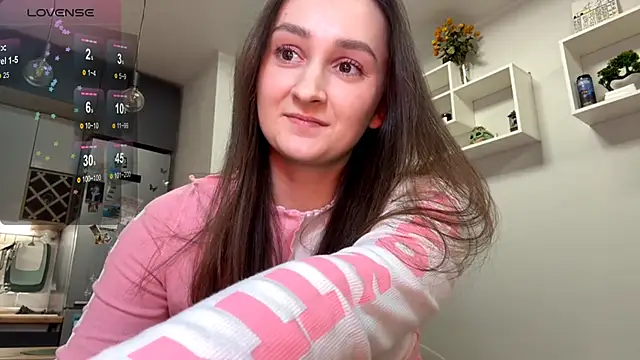 Eva Eva  online show from February 2026 08:18:01 PM