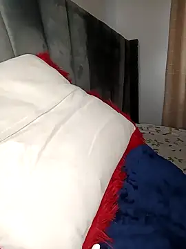 Snapshot of Golden_diver chatting on October 2025 08:27:05 AM Golden diver online show from October 2025 08:27:05 AM