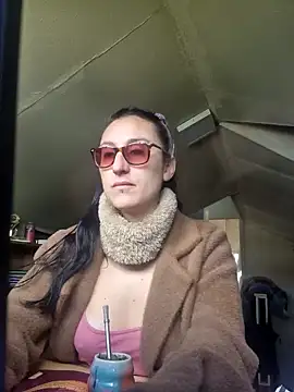 Snapshot of Afrania chatting on October 2025 03:32:01 PM Afrania online show from October 2025 03:32:01 PM