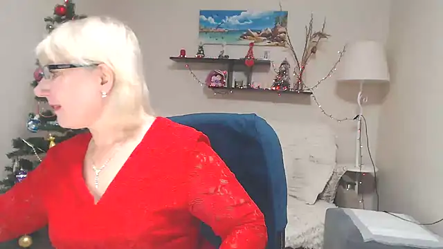 Snapshot of FleurMays chatting on January 2025 08:10:02 AM FleurMays online show from January 2025 08:10:02 AM