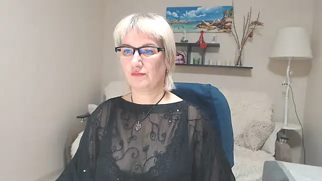 Snapshot of FleurMays chatting on January 2025 04:51:02 AM FleurMays online show from January 2025 04:51:02 AM